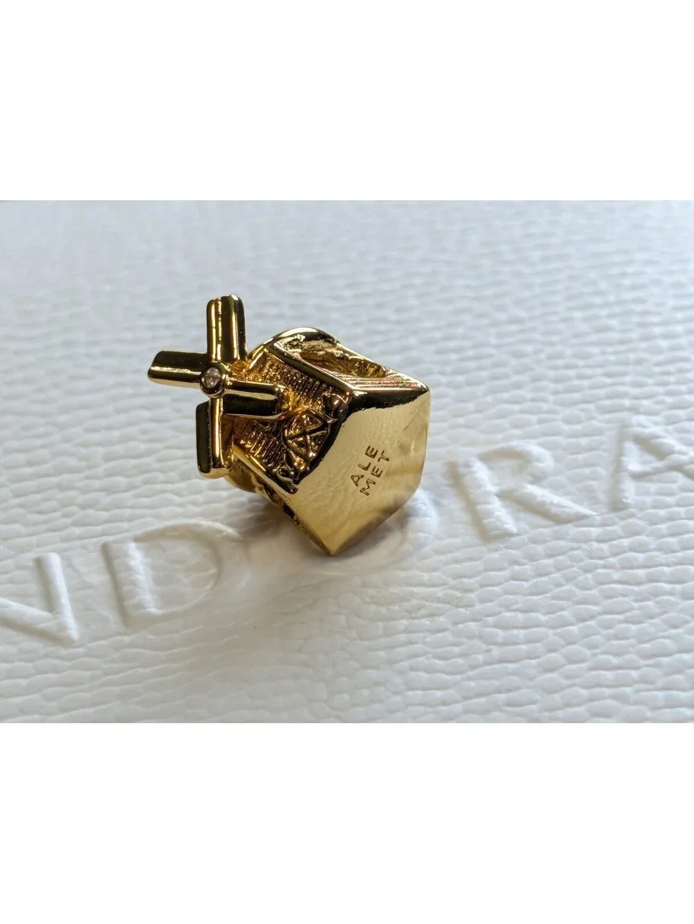 Pandora charm windmill gold
